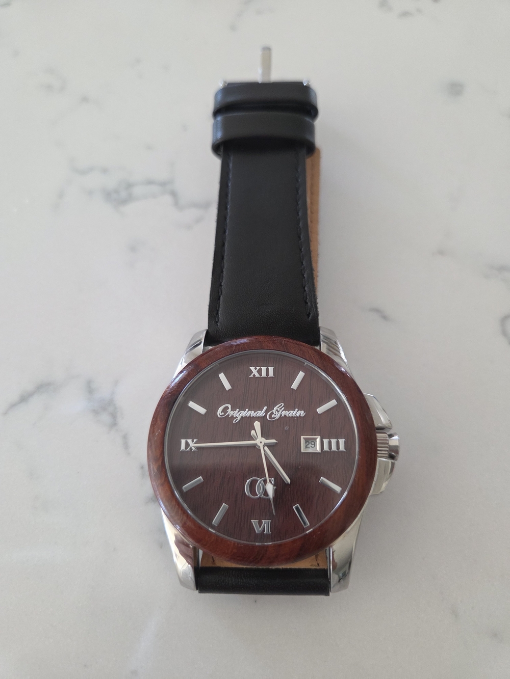 MENS ORIGINAL GRAIN WATCH Men's Black Leather Watch with Wood-Tone Dial